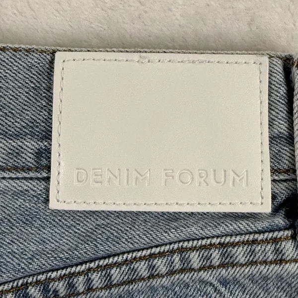 Denim Forum The 90s Mid-Rise Cargo Mini‎ Skirt Light Wash Blue Cotton Size 23 - Image 9