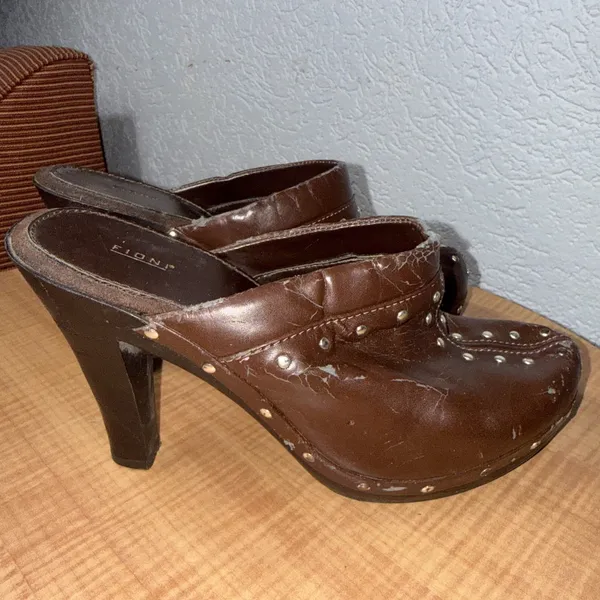 Vintage‎ Y2K Fioni Brown Boho Studded Mule Festival Faux Leather Heels 8.5 - Image 7