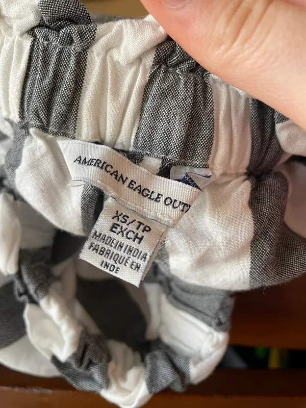 American Eagle Paperbag Pants - Image 3