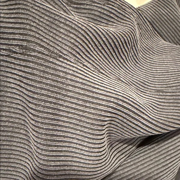 lululemon‎ athletica softstreme flared gray Flared Leggings size 10 - Image 9