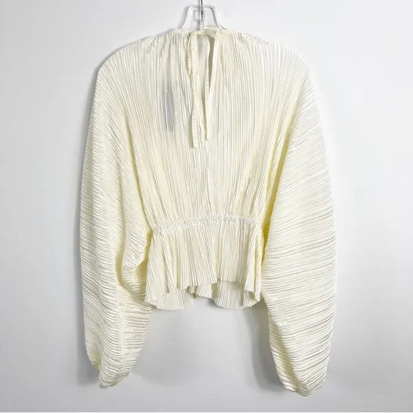 Lulu's Cream Pleated Blouse - Image 9