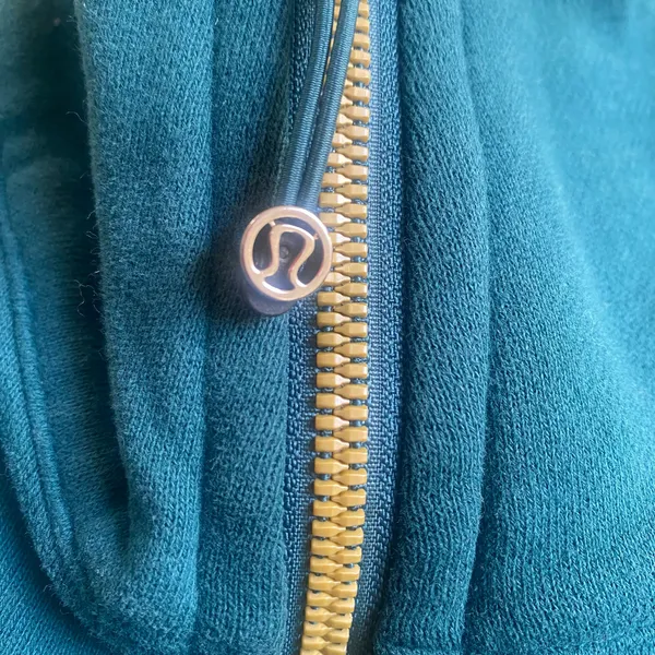 Lululemon Scuba Half-Zip Oversized Funnel Neck M/L - Image 3