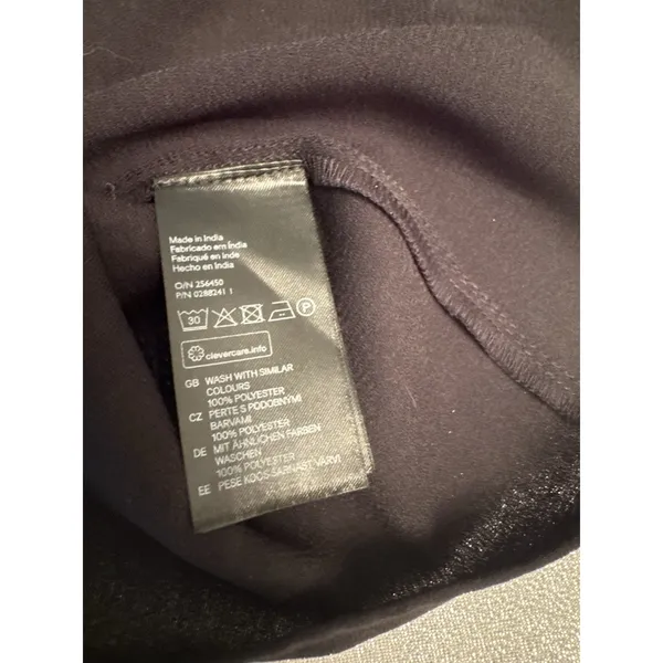 NWT H&M Black Tank Top Going Out US 10 Gothic Silver Circle Vampire Witchy - Image 6
