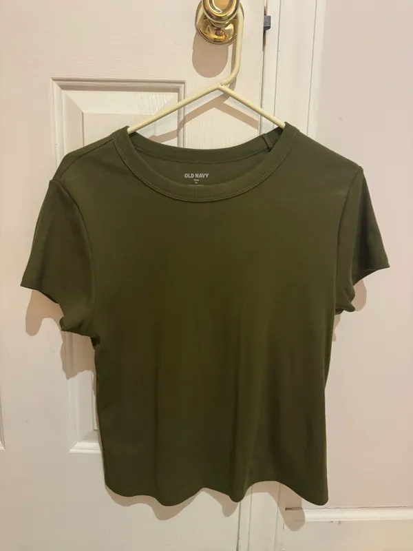 Old Navy Snug Crop T-Shirt - Image 2
