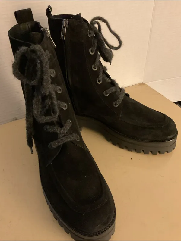 275 Central women black suede leather combat heel boots US 9 - Image 9