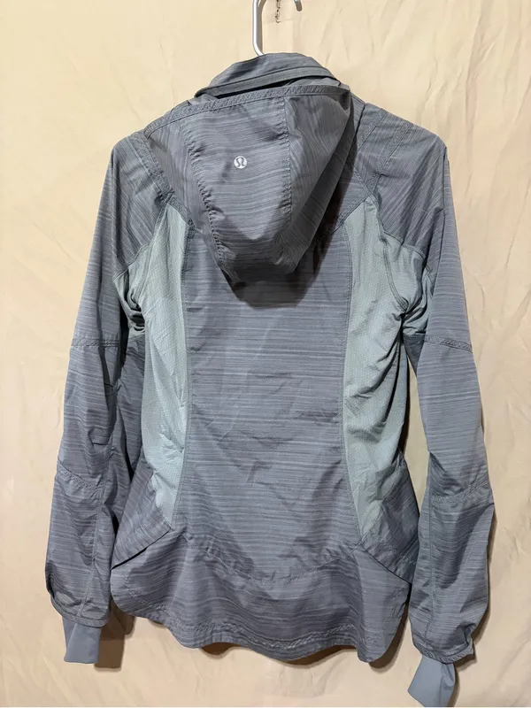 Lululemon jacket - Image 2