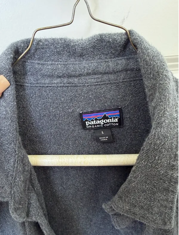 Men’s Patagonia Fleece Button-Down - Image 4