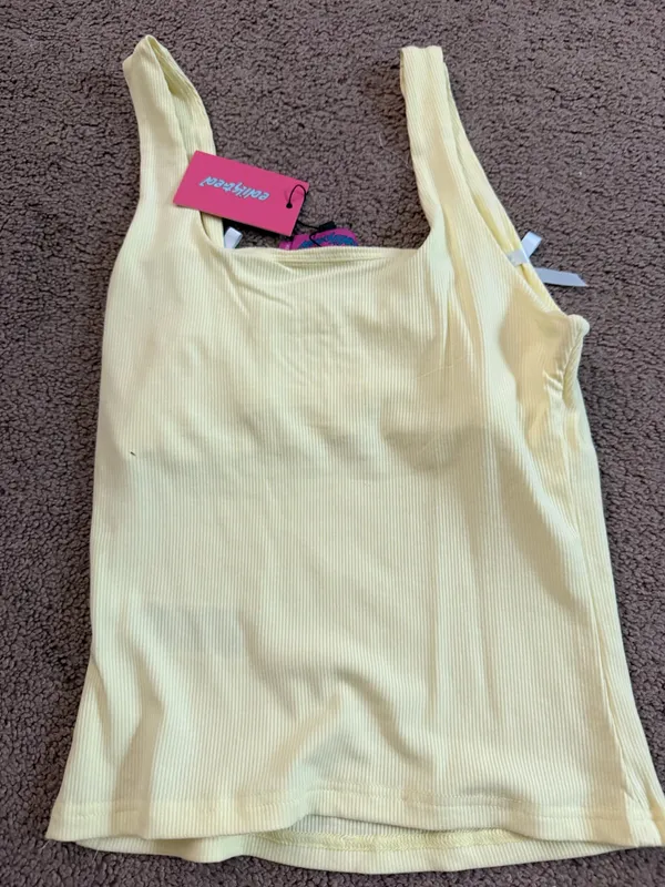 Edikted Top Yellow Tank with bows - Image 2