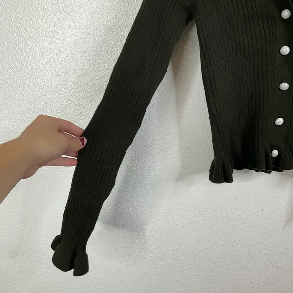 Commense NWT Ruffle Trim Dark Green‎ Ribbed Cardigan Size Small - Image 4