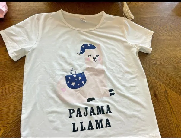 Women Short Sleeve Tee & Shorts Pajama Set Cute Alpaca Llama Sleepwear Small - Image 8