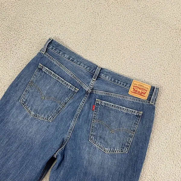 Levi's Low Pro Straight‎ Jeans Women 32 Dark Wash High Rise Distressed Denim - Image 6