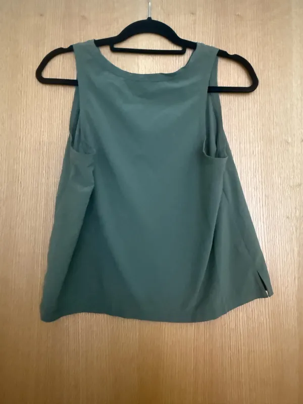 Army Green Old Navy Tank Top - Image 2