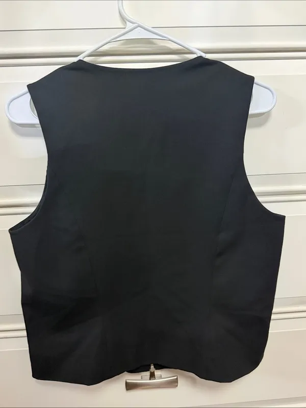 Abercrombie & Fitch Black Sleeveless Zip Vest - Image 3