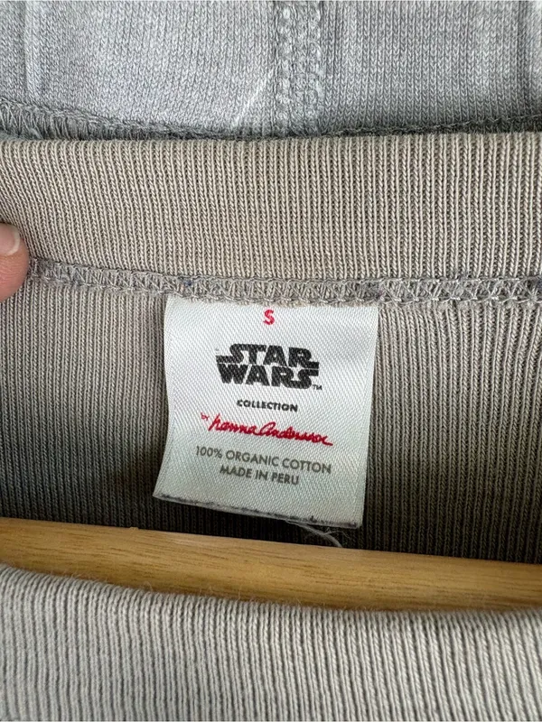 Hanna Andersson Star Wars The Mandalorian Adult Pajama Set Size Small Gray - Image 5