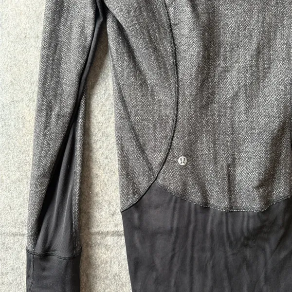 Lululemon Women Size‎ 6 Daily Practice Jacket full zip Hooded athletic jacket - Image 7