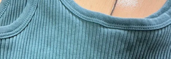 OLD NAVY Classic Ribbed Cropped Tank Top Shirt Green Size Small - Image 5