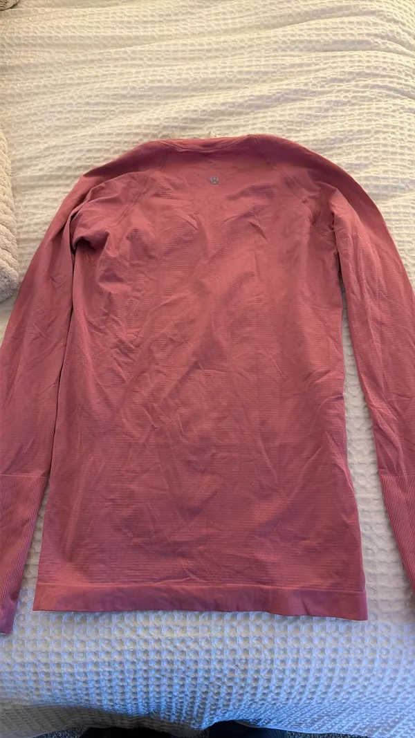 Lululemon Top Long Sleeve Swiftly - Image 2