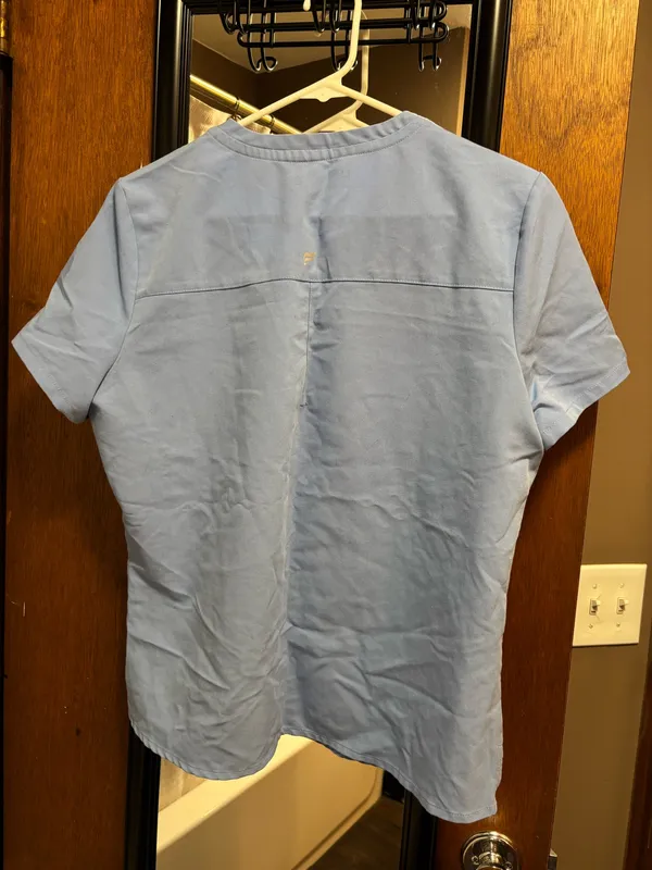 Fabletics Scrub Top Medium Ceil Blue - Image 4
