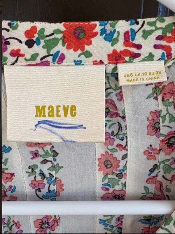 Anthropologie Maeve Hiver Floral Crochet Lace Panel Top Size 6 - Image 4