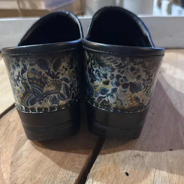 Dansko Professional Patent Leather Clogs 9/39 B86‎ - Image 6