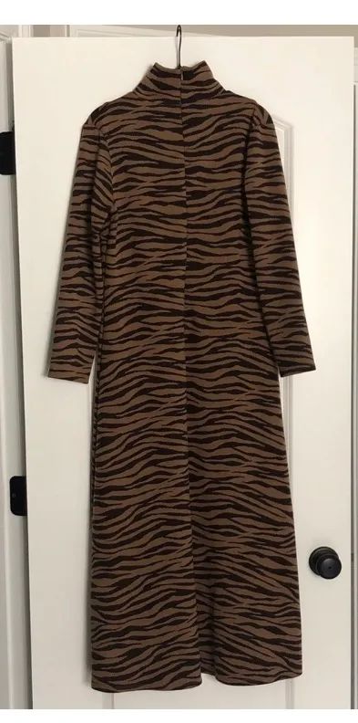 Tuckernuck Tiger Ellery knit midi dress Fall animal print sophisticated mock neck - Image 4