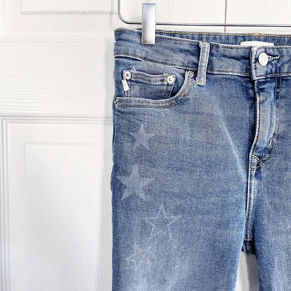 Lovers + Friends Ricky Low Rise Skinny Jeans Walk of Fame Star Print Y2K Indie - Image 4