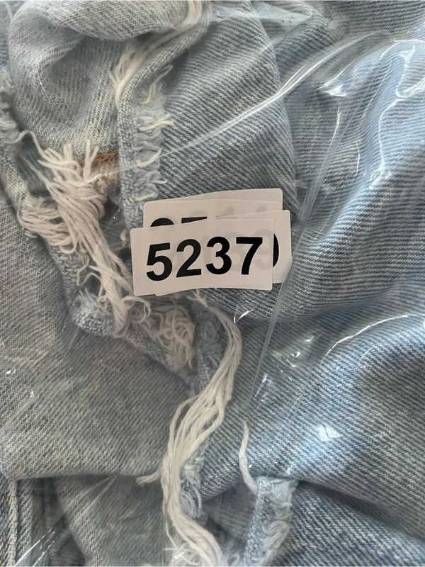 Levi's 501 Original Cutoff Denim Shorts 32 Light Wash Distressed Western Cowgirl - Image 9