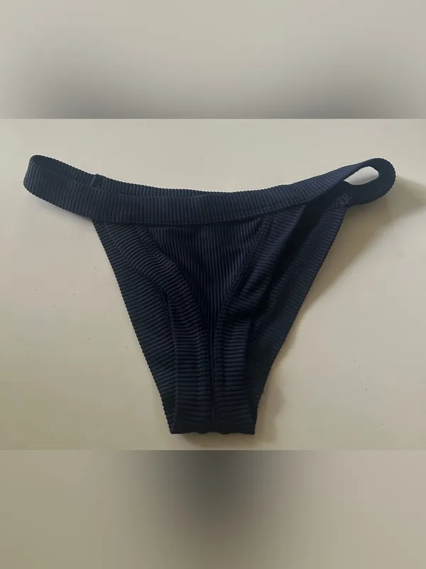 Frankies Bikinis Ribbed Bikini Bottoms Medium - Image 4