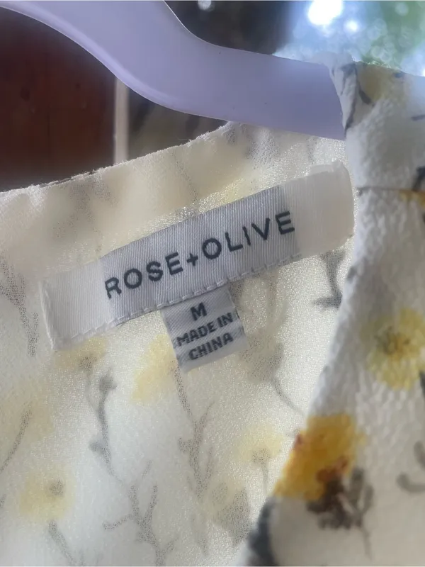 Rose & Olive Yellow Floral Layered Hem Sleeveless Floral Top - Image 2