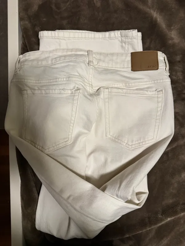 Aeropostale Baggy Wide Leg Pants - Image 3