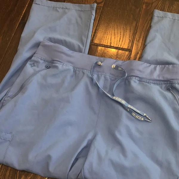 MEDCOUTURE XLP nurses scrubs bottoms - Image 3