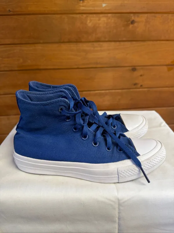 Converse Unisex Chuck Taylor All Star II High sneakers high-top Sz 7.5 Womans - Image 2