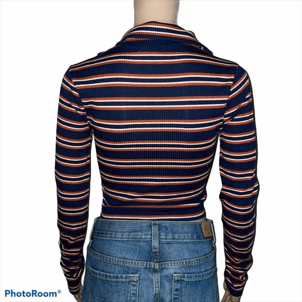 Urban Heritage long sleeve crop top - Image 3