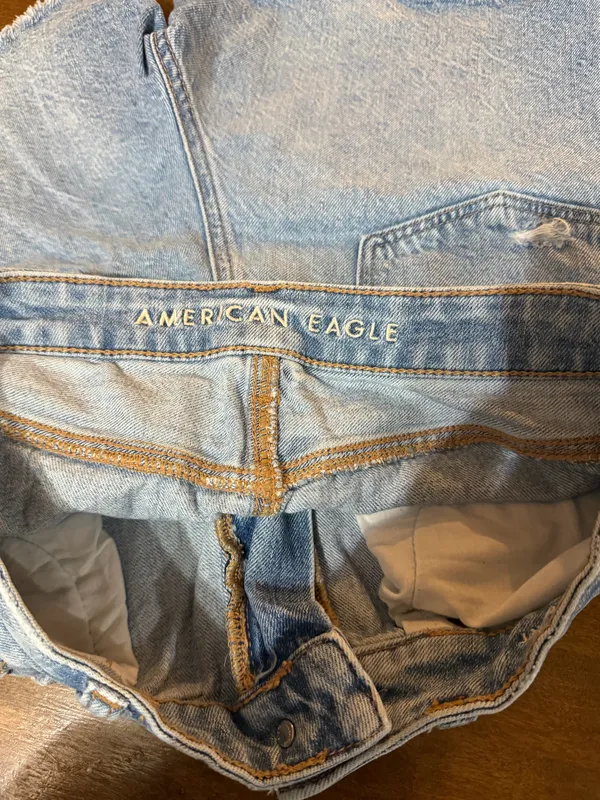 American Eagle Shorts - Image 3