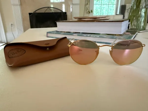 Ray-Ban Sunglasses Round - Image 2