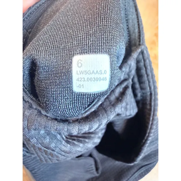 Lululemon‎ V-Waist Yoga Tight 25" Grid Texture Black Leggings Size 6 W5GAAS - Image 6