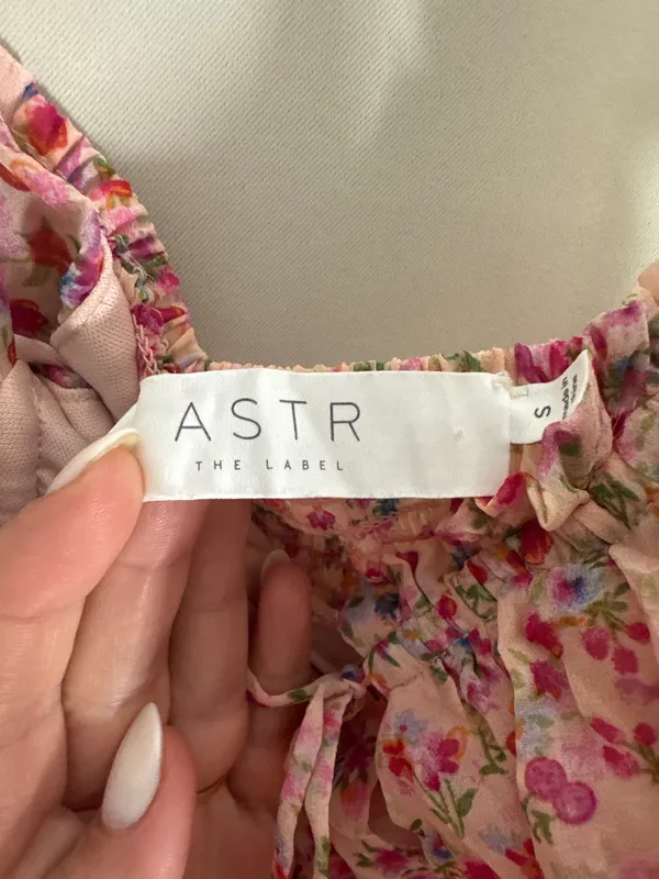 ASTR The Label Dress Midi Floral - Image 2