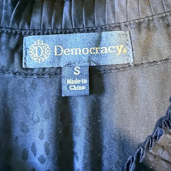 Democracy Navy Blue, contrast color Button‎ Front Blouse Small, Fits Medium - Image 2