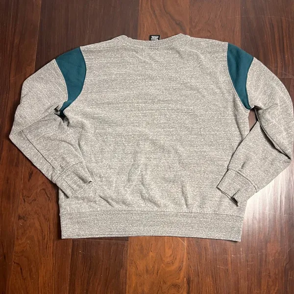 NFL Philadelphia Eagles Women's Sweater Sz Large - Image 5