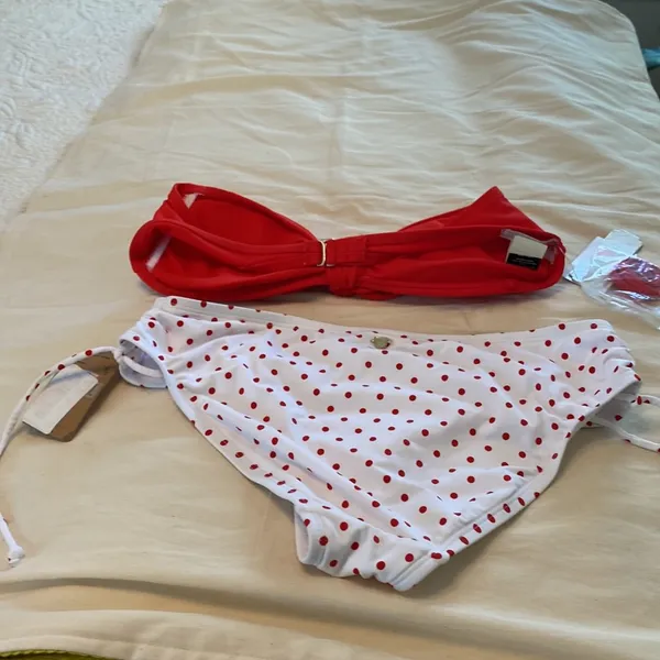 Swimwear Red Size M - Image 3