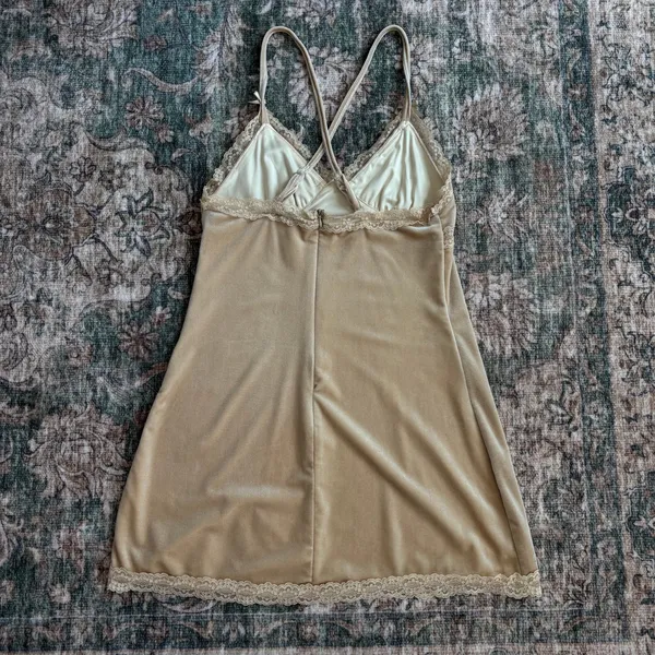 Beverly and Beck Velvet Mini Dress S Gold Lace Homecoming Romantic Coquette - Image 7