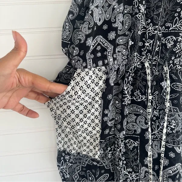 Loom & Thread Jumpsuit Large Paisley Patchwork Black White Boho Halter‎ Neck - Image 4
