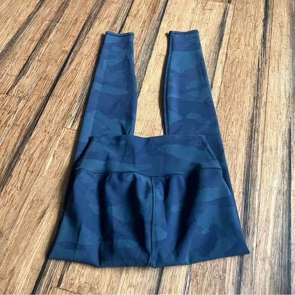 Alo Yoga High-Waist Camo Vapor Legging Hunter Camouflage - Image 4