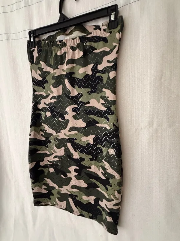 Love J women’s Dress size S Camo Sequin Strapless Pencil Excellent (A577) - Image 7