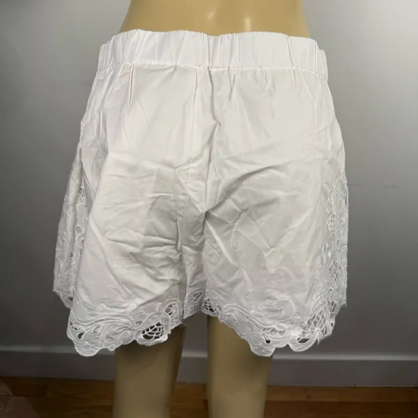 New Zara Embroidered Pleated Lace Shorts Sz L White High Waist NWT - Image 4