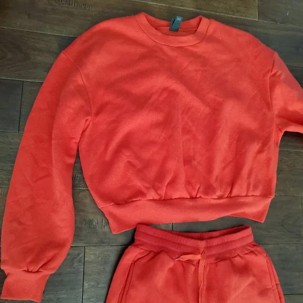 Wild Fable Sweatsuit in red top is kids Xl but fits women's small , joggers size sm… - Image 3