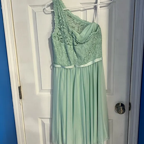 David’s Bridal One Shoulder Lace Mint Green Bridesmaid Dress Size 4 EUC - Image 8