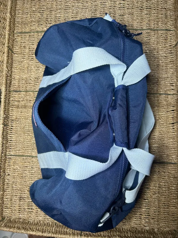 Vineyard Vines Bag Duffle Navy - Image 7