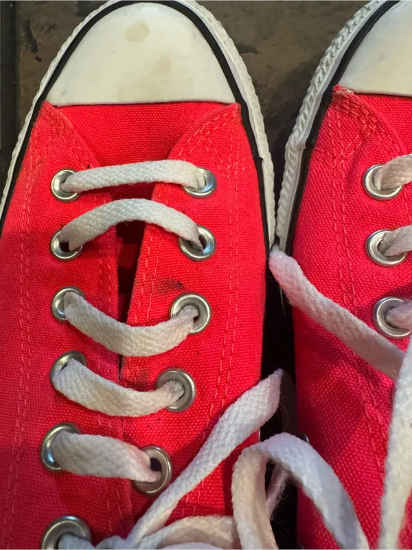 Converse Chuck Taylor Low Top Pink Sneakers - Women's 9 - Image 5