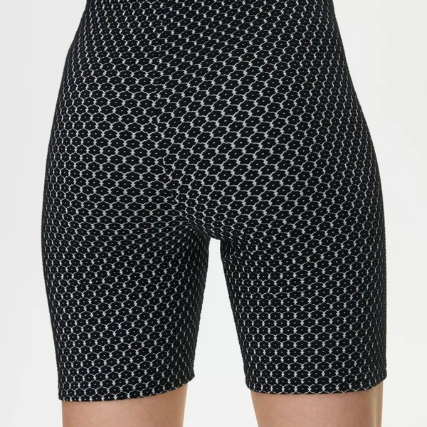 ARITZIA Sunday Best Kissy Shorts - Image 3